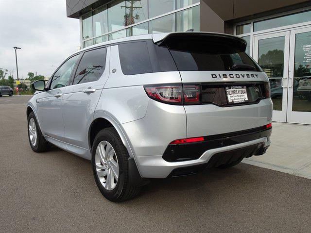 Photo of 2023 Hakuba Silver Metallic Land Rover Discovery Sport
