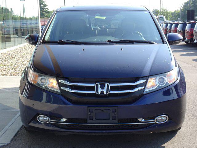 Photo of 2016 Obsidian Blue Pearl Honda Odyssey