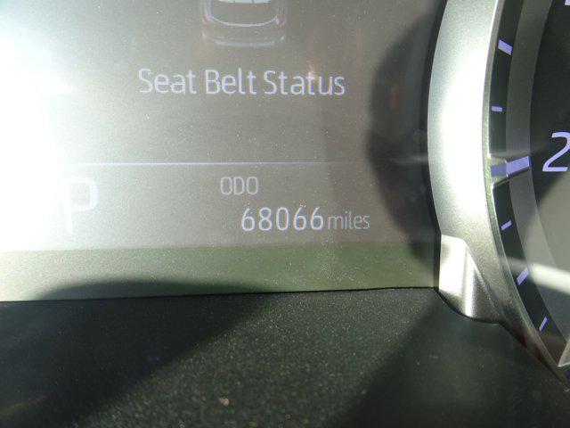 Photo of 2022 Wind Chill Pearl Toyota Highlander