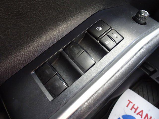 Photo of 2022 Wind Chill Pearl Toyota Highlander