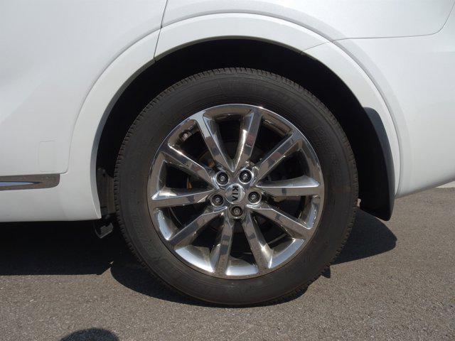 Photo of 2018 Snow White Pearl Kia Sorento