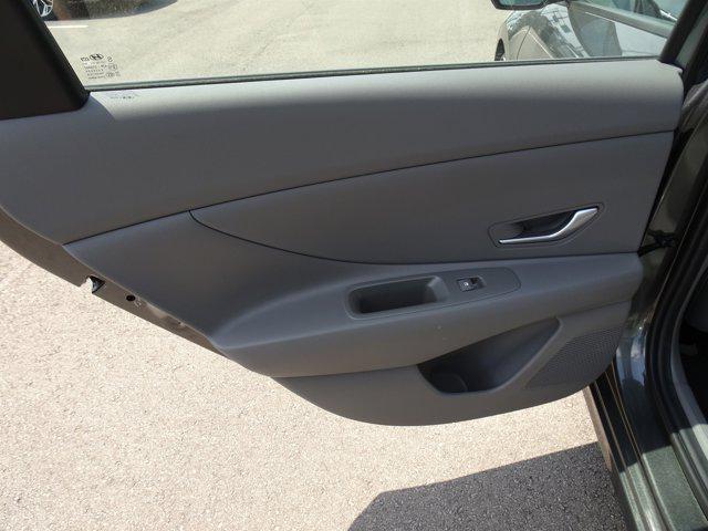 Photo of 2024 Amazon Gray Hyundai ELANTRA
