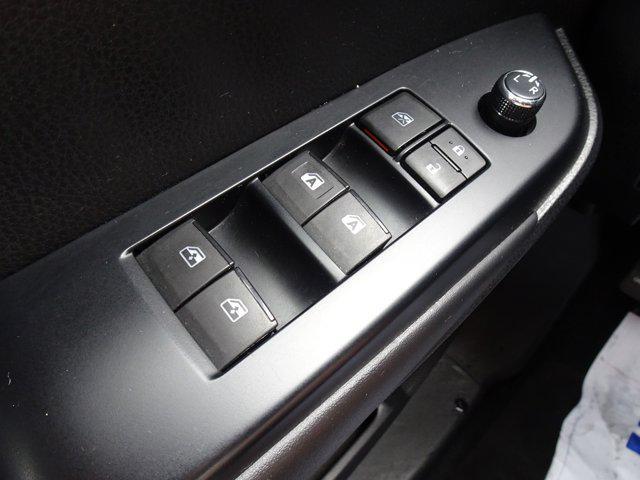 Photo of 2019 Celestial Silver Metallic Toyota Highlander