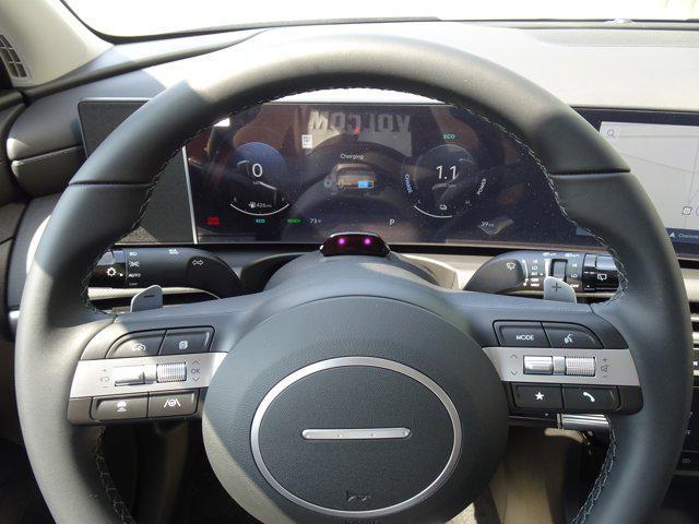 Photo of 2025 Shimmering Silver Hyundai TUCSON Hybrid
