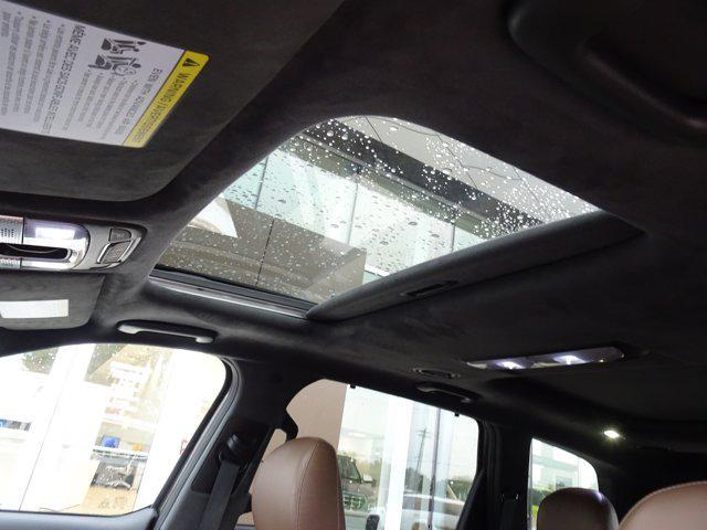 Photo of 2021 Dark Moss Kia Telluride