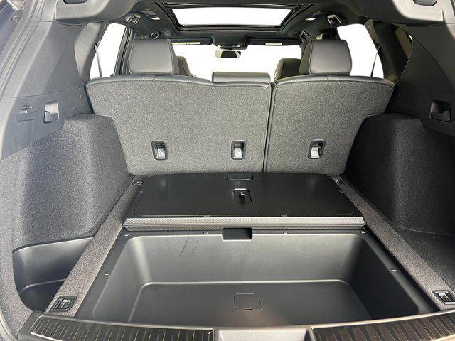 Photo of 2025 Solar Silver Metallic Acura RDX