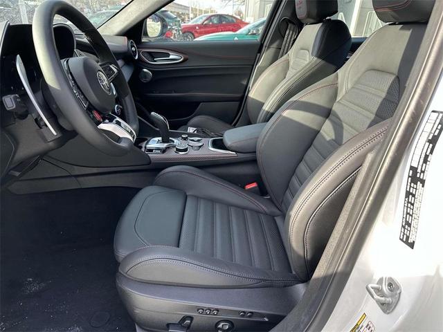 Photo of 2024 Milano Alfa Romeo Giulia