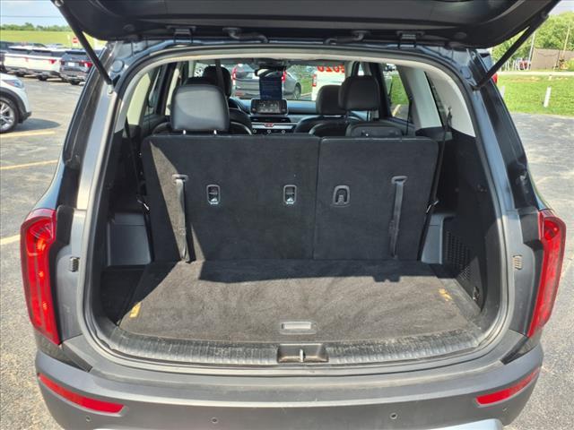 Photo of 2020 Ebony Black Kia Telluride
