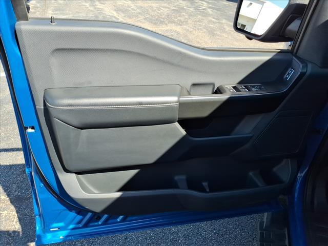 Photo of 2021 Velocity Blue Metallic Ford F-150
