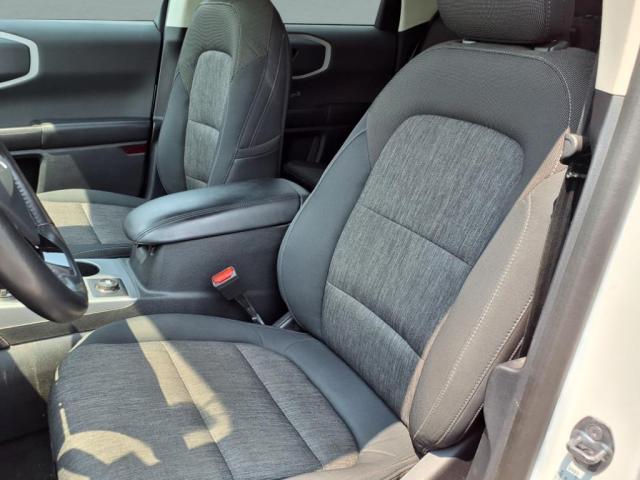 Photo of 2022 Oxford White Ford Bronco Sport