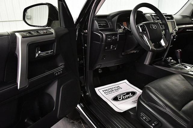 Photo of 2022 Black Toyota 4Runner