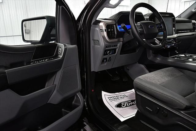 Photo of 2023 Agate Black Metallic Ford F-150 Lightning