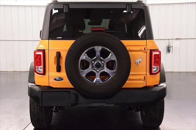 Photo of 2022 Cyber Orange Metallic Tricoat Ford Bronco