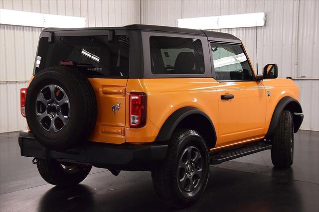 Photo of 2022 Cyber Orange Metallic Tricoat Ford Bronco