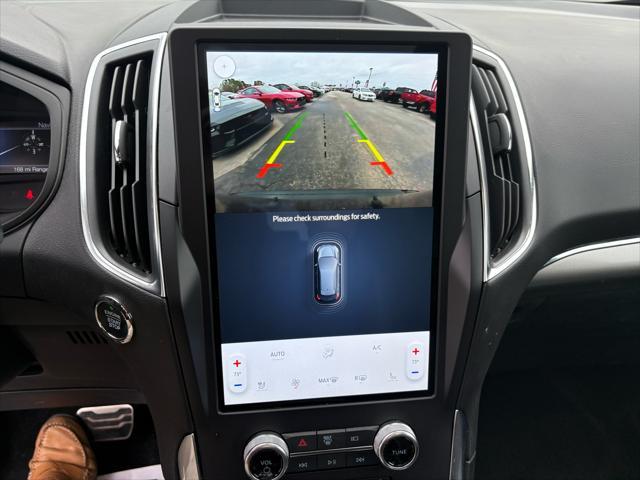Photo of 2024 Agate Black Metallic Ford Edge