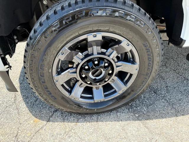 Photo of 2025 Oxford White Ford F-350