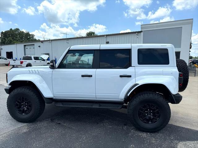 Photo of 2025 Oxford White Ford Bronco