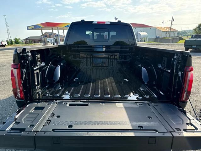 Photo of 2025 Agate Black Metallic Ford F-150