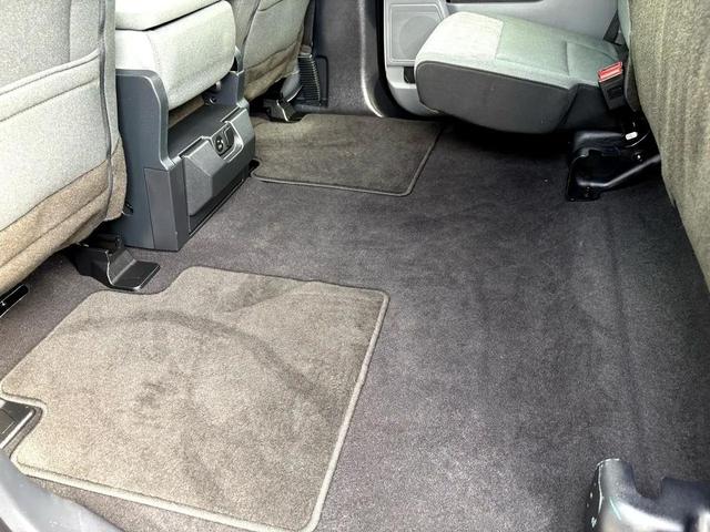 Photo of 2023 Oxford White Ford F-150