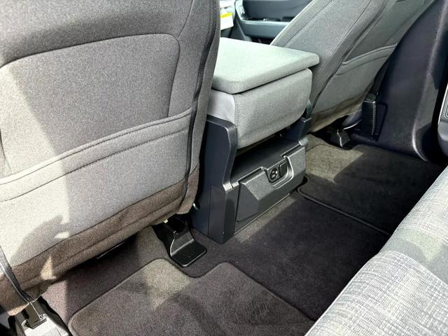 Photo of 2023 Oxford White Ford F-150