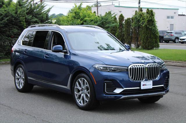 2022 BMW X7