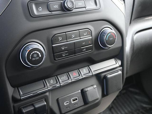Photo of 2025 Summit White Chevrolet Silverado 2500