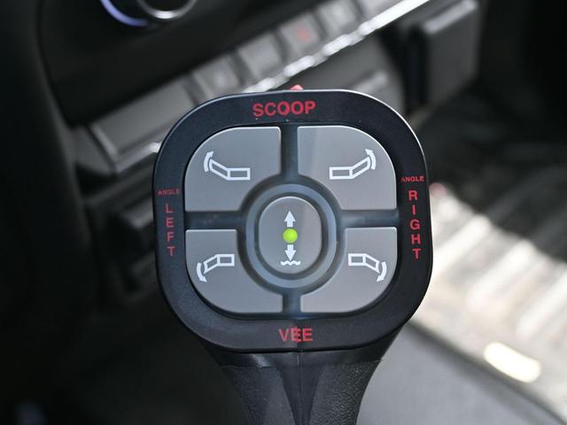 Photo of 2025 Summit White Chevrolet Silverado 2500