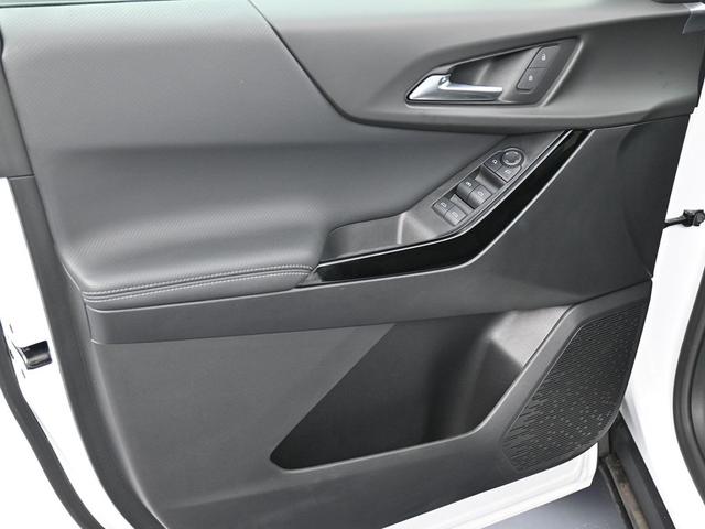 Photo of 2025 Summit White Chevrolet Equinox