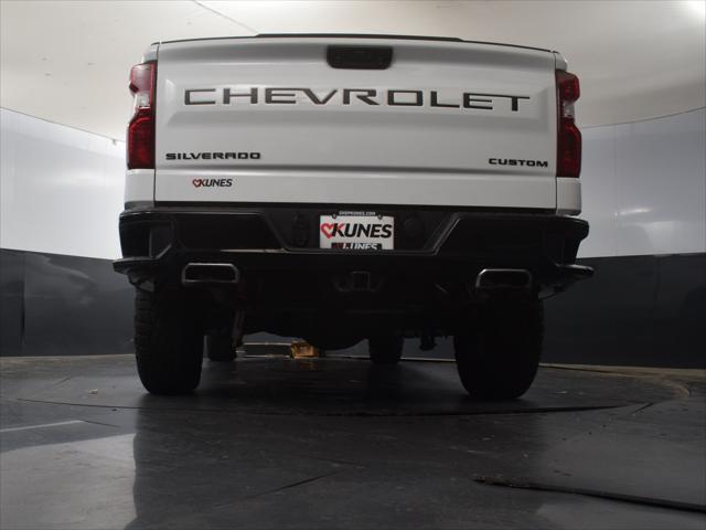 Photo of 2023 Summit White Chevrolet Silverado 1500