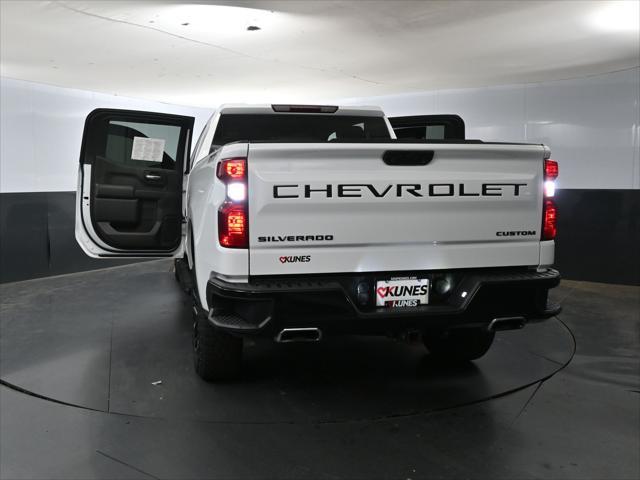 Photo of 2023 Summit White Chevrolet Silverado 1500