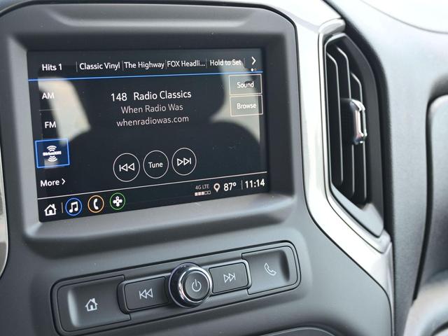 Photo of 2025 Summit White GMC Sierra 2500