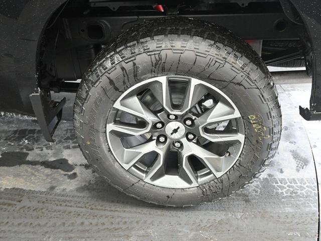 Photo of 2025 Black Chevrolet Silverado 1500