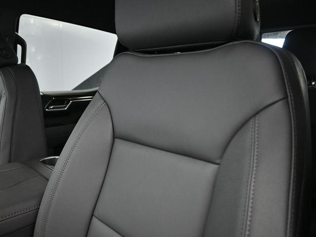 Photo of 2025 Black Chevrolet Silverado 1500