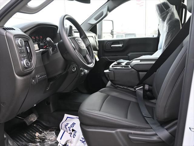 Photo of 2025 Summit White GMC Sierra 2500
