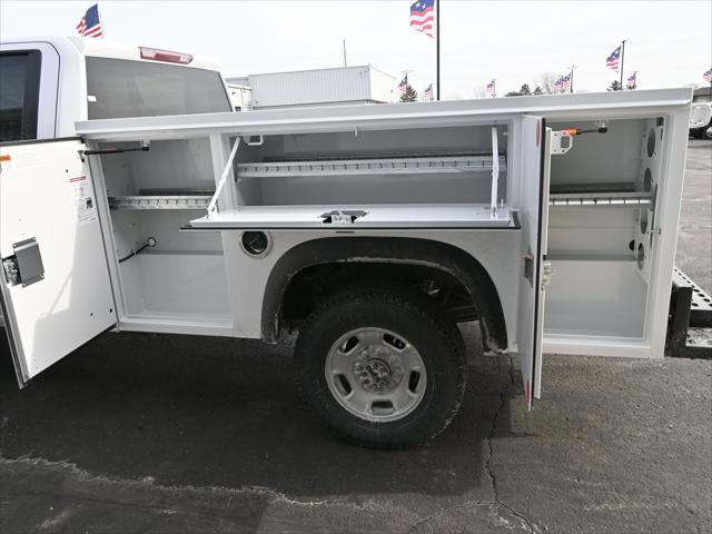 Photo of 2025 Summit White GMC Sierra 2500