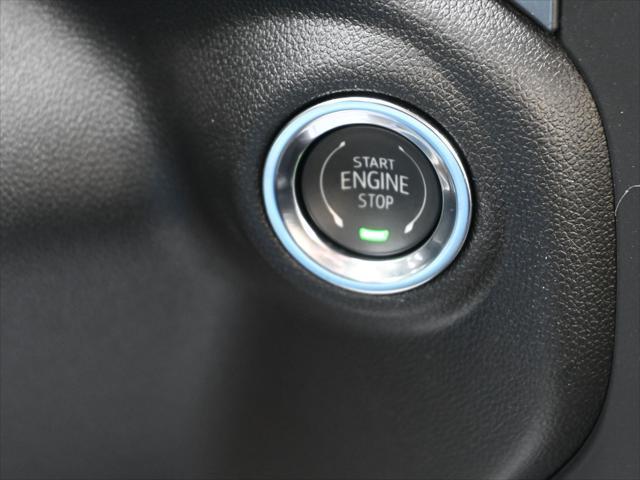 Photo of 2025 Summit White GMC Sierra 2500