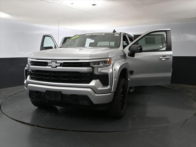 Photo of 2022 Silver Ice Metallic Chevrolet Silverado 1500