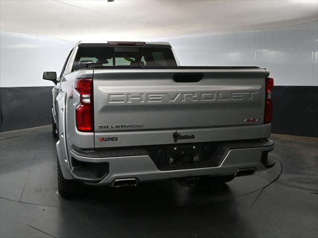Photo of 2022 Silver Ice Metallic Chevrolet Silverado 1500