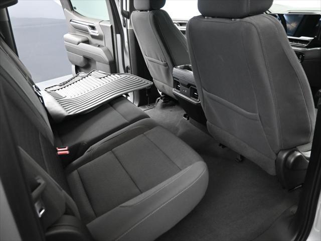 Photo of 2022 Silver Ice Metallic Chevrolet Silverado 1500