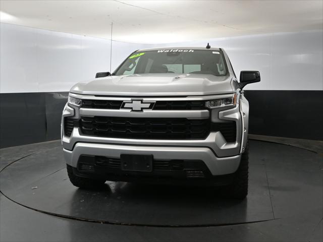 Photo of 2022 Silver Ice Metallic Chevrolet Silverado 1500