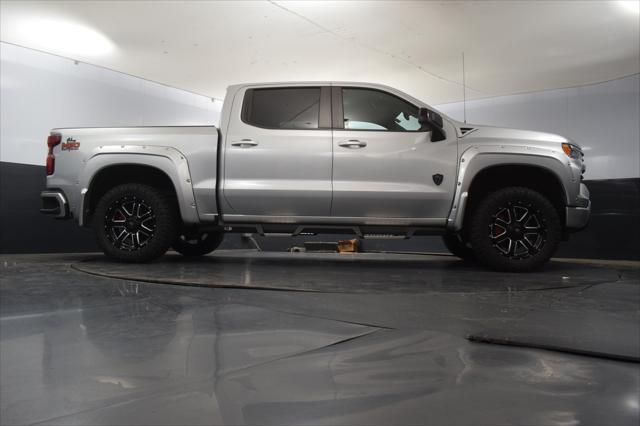 Photo of 2022 Silver Ice Metallic Chevrolet Silverado 1500