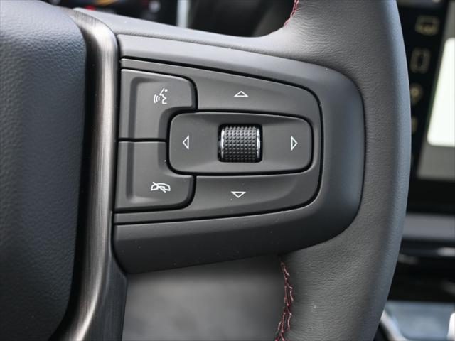 Photo of 2025 Summit White GMC Sierra 2500
