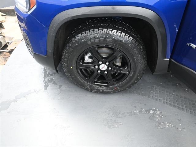 Photo of 2023 Ultra Blue Metallic GMC Acadia