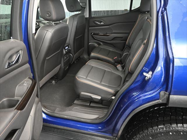 Photo of 2023 Ultra Blue Metallic GMC Acadia