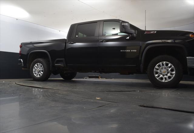 Photo of 2023 Black Chevrolet Silverado 2500