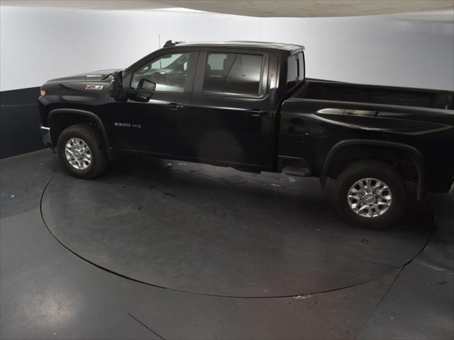Photo of 2023 Black Chevrolet Silverado 2500