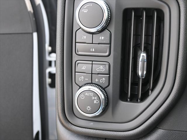 Photo of 2025 Summit White GMC Sierra 3500