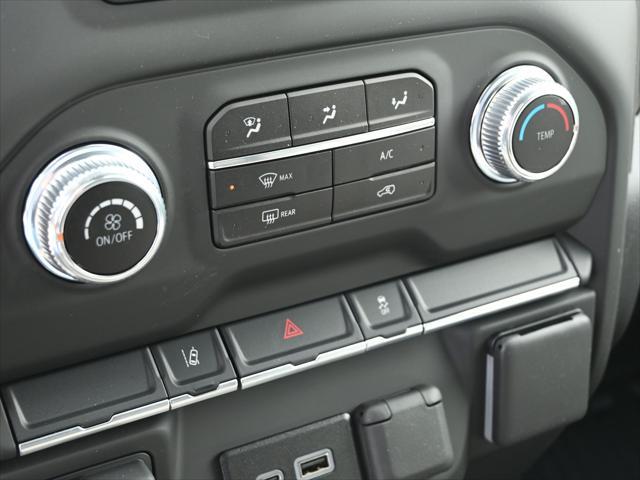 Photo of 2025 Summit White GMC Sierra 3500