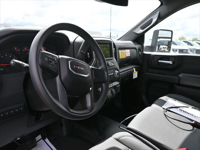 Photo of 2025 Summit White GMC Sierra 3500