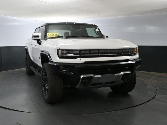 Photo of 2025 Interstellar White GMC HUMMER EV Pickup